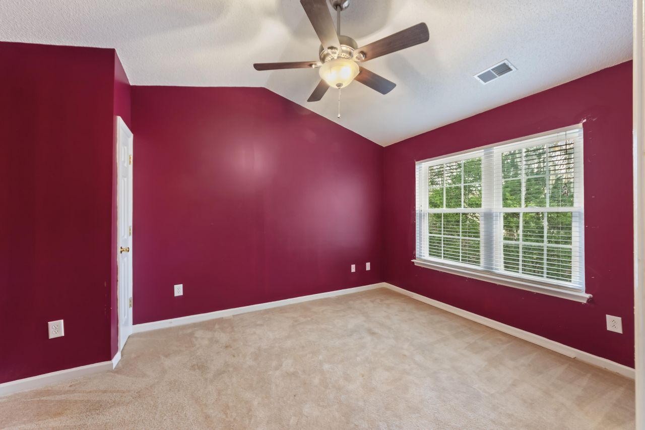 8038 Shadow Oak Drive Photo 21