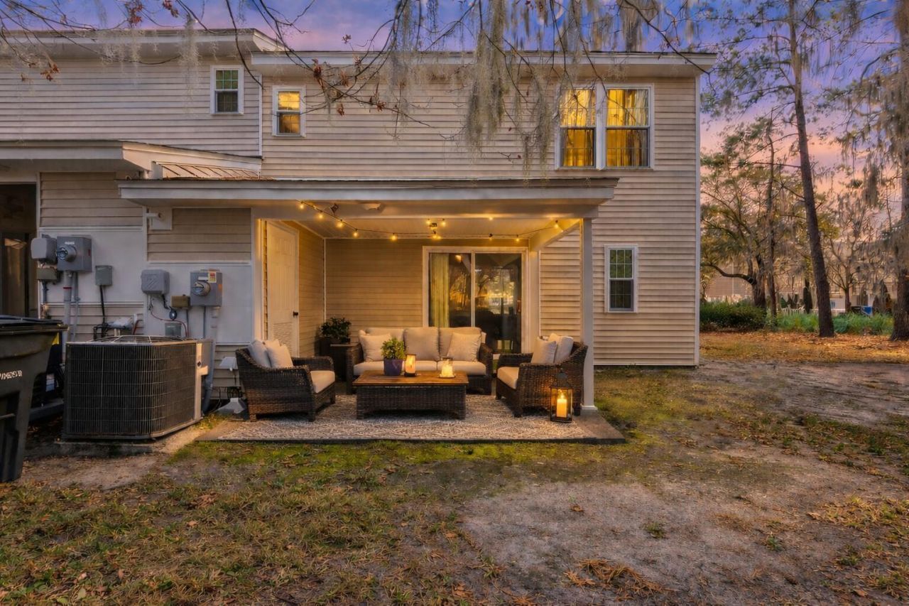 8038 Shadow Oak Drive Photo 8