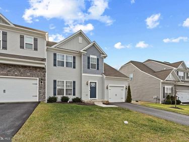 4350 BLACKBURN DRIVE, STEWARTSTOWN, PA 17363