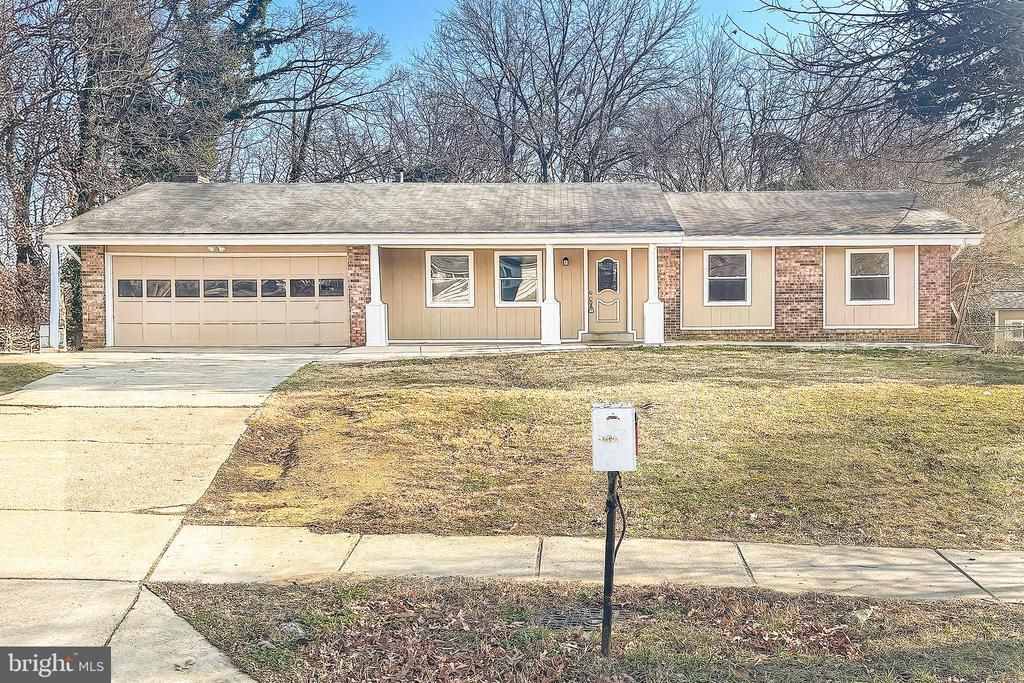 5304 Woodland Boulevard, Oxon Hill, MD 20745 Main Photo