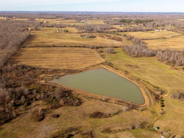 000 County Road 142e-24, Doniphan, MO 63935