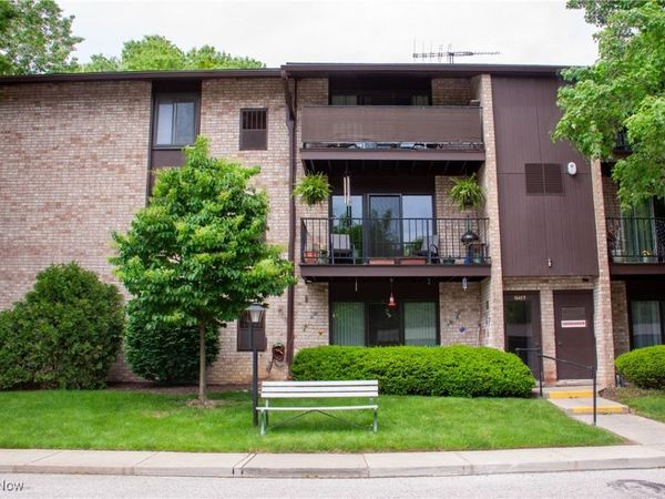 16475 Heather Lane, Unit S202, Middleburg Heights, OH 44130