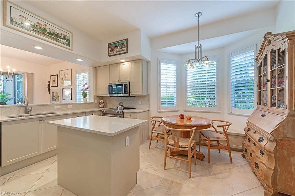 745 Regency Reserve Cir, Unit 5202, Naples, FL 34119 Photo