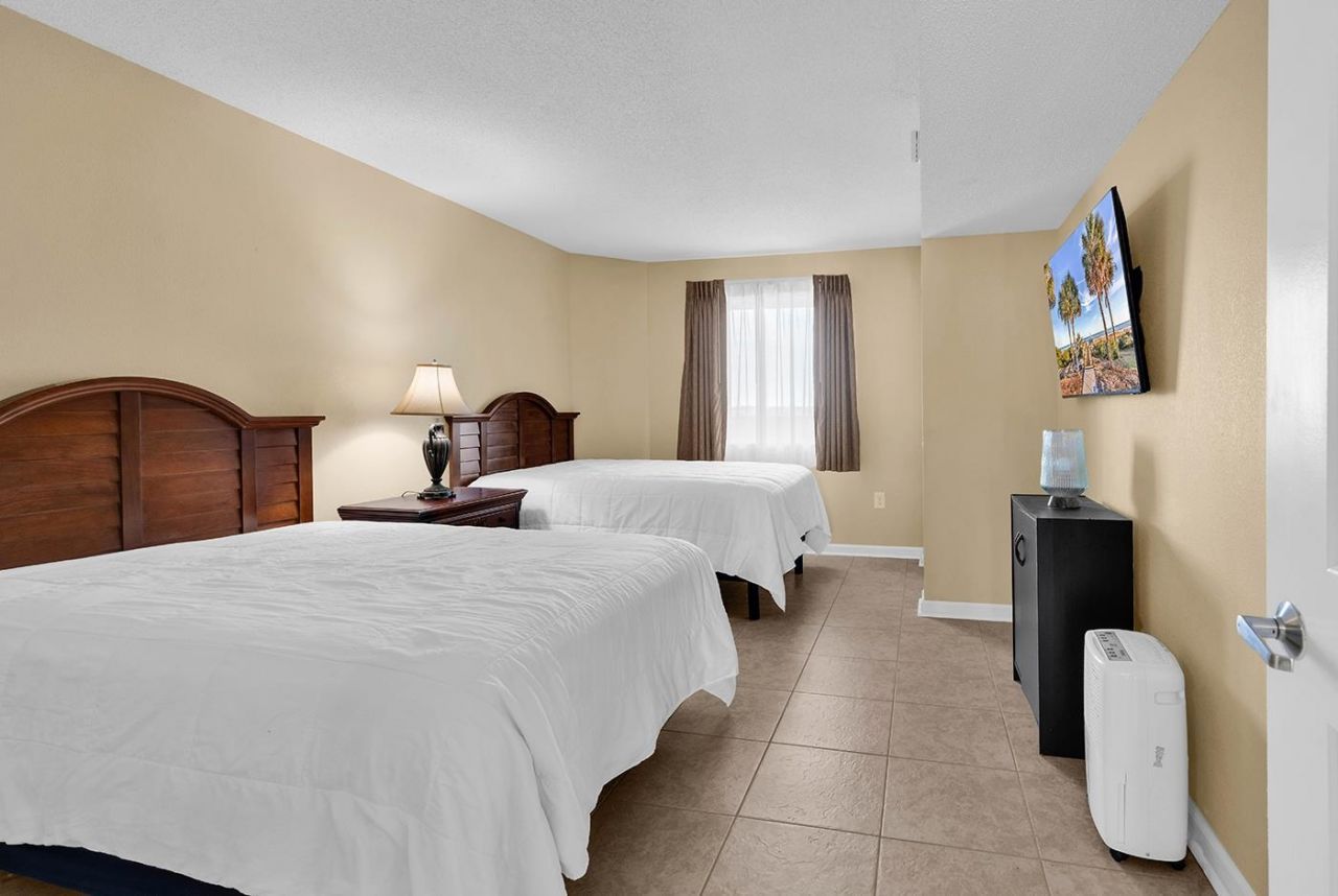 2504 N Ocean Blvd. Photo 15