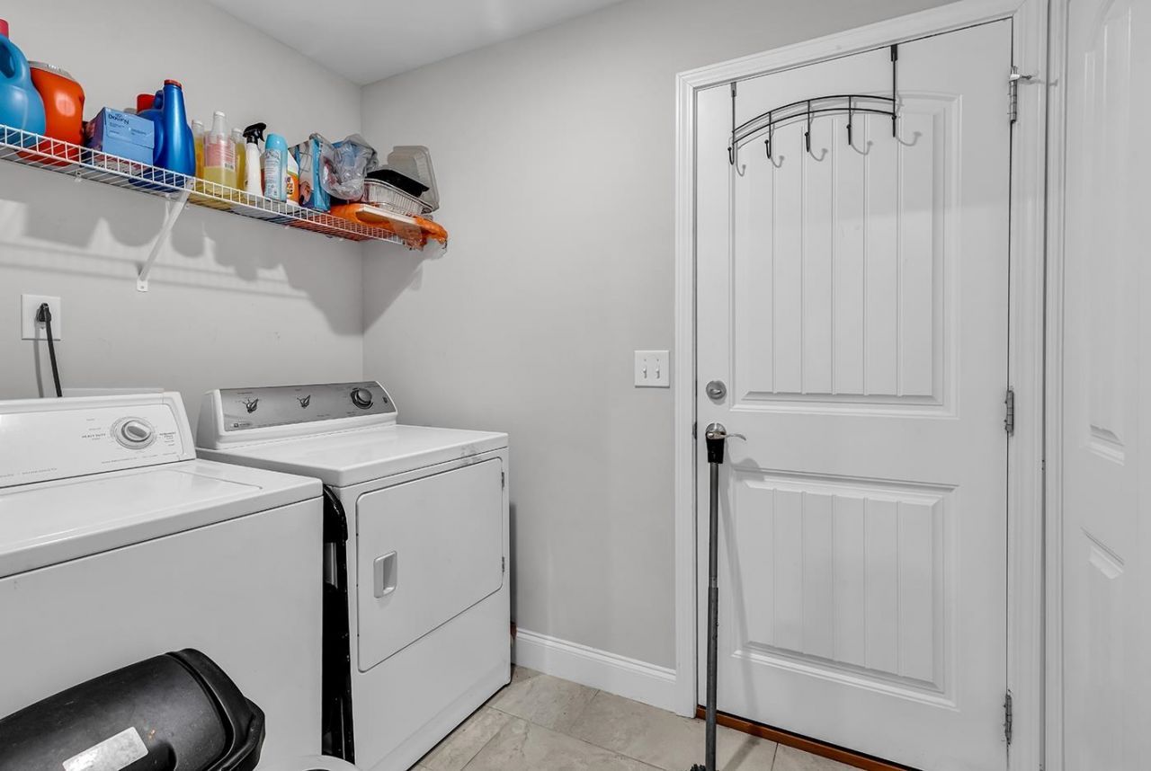 323 Borrowdale Dr. Photo 25