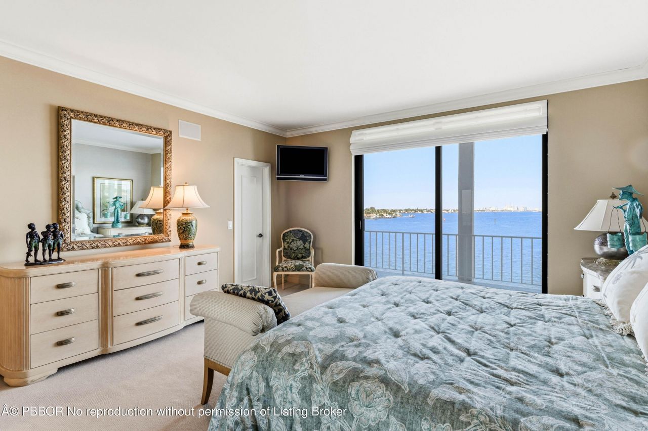 2150 Ibis Isle Road, Unit 15, Palm Beach, FL 33480 Photo