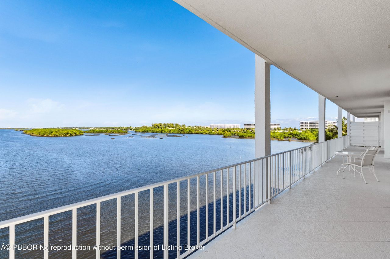 2150 Ibis Isle Road, Unit 15, Palm Beach, FL 33480 Photo