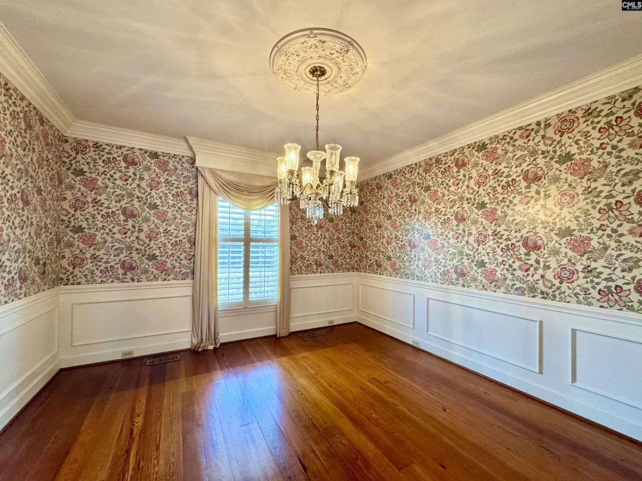 555 Willington Drive Photo 15