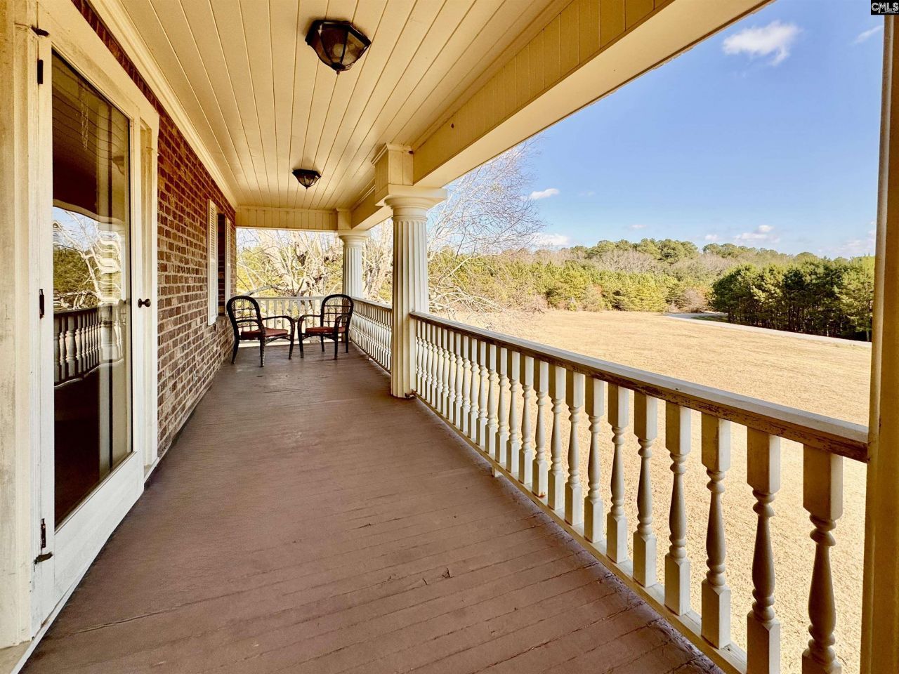 555 Willington Drive Photo 31