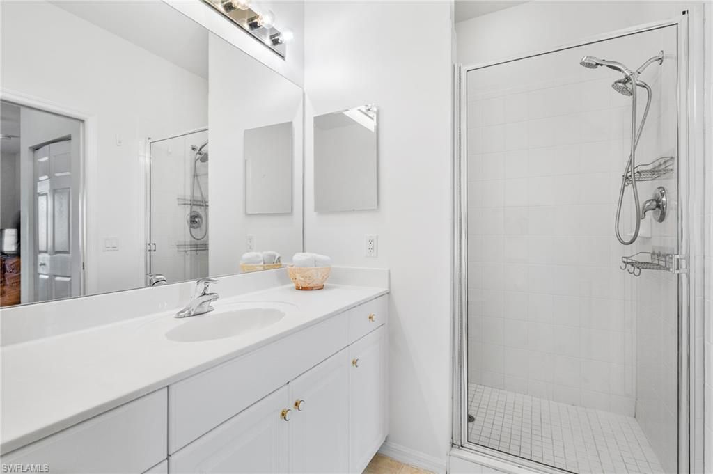 3990 Loblolly Bay Dr, Unit 7-402, Naples, FL 34114 Photo