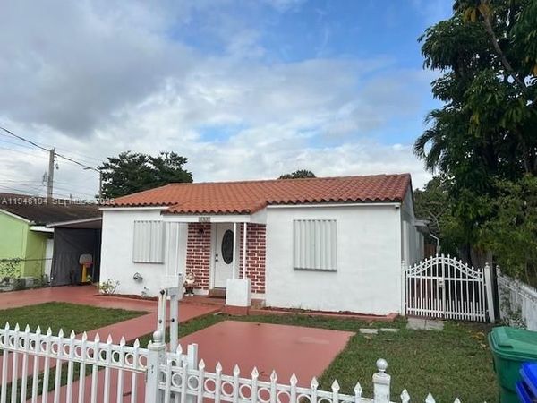 3361 NW 16th St , Unit B, Miami, FL 33125