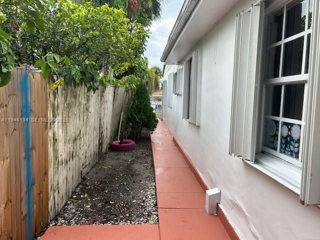 3361 NW 16th St, Unit B, Miami, FL 33125 Photo