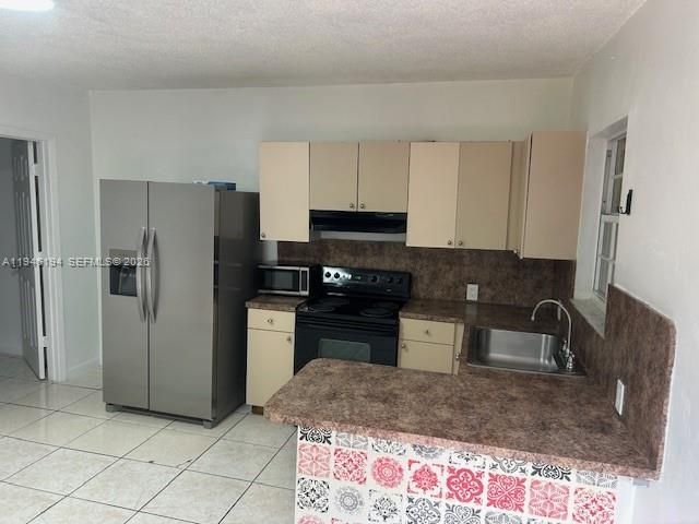 3361 NW 16th St, Unit B, Miami, FL 33125 Photo