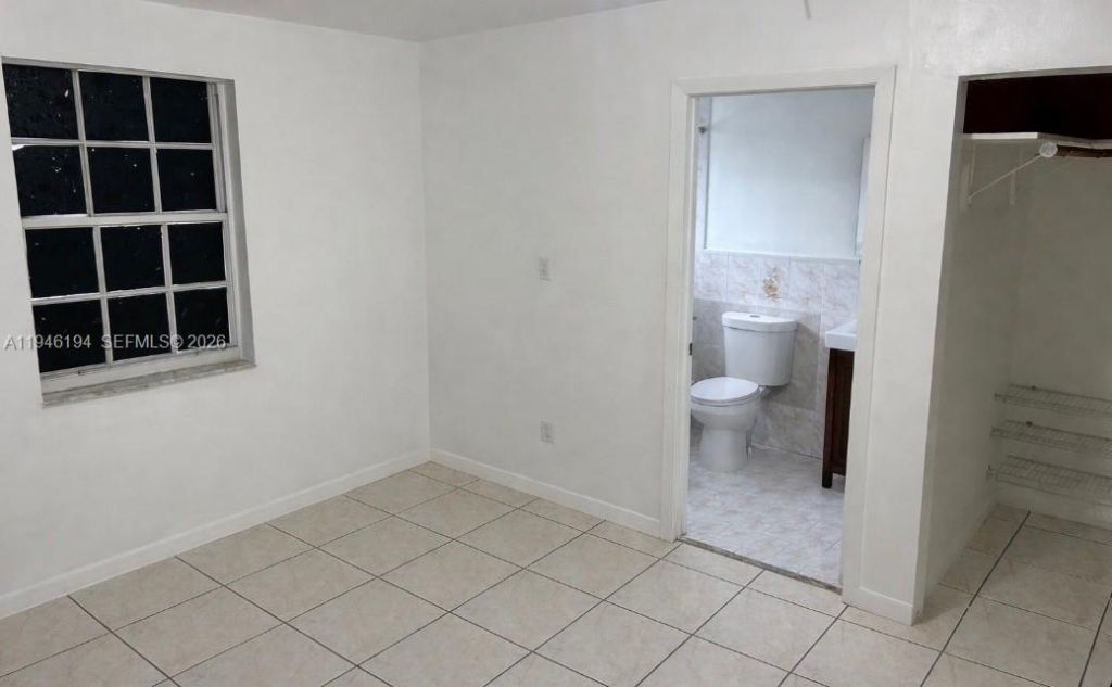 3361 NW 16th St, Unit B, Miami, FL 33125 Photo