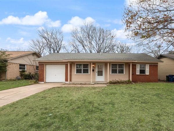 404 Vaden Avenue, Everman, TX 76140