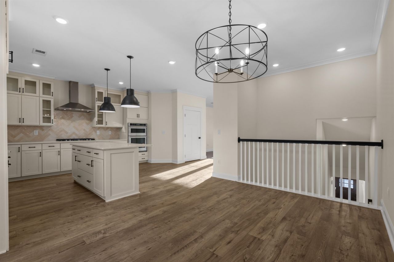 8581 Balmy Breeze Pl. Photo 10