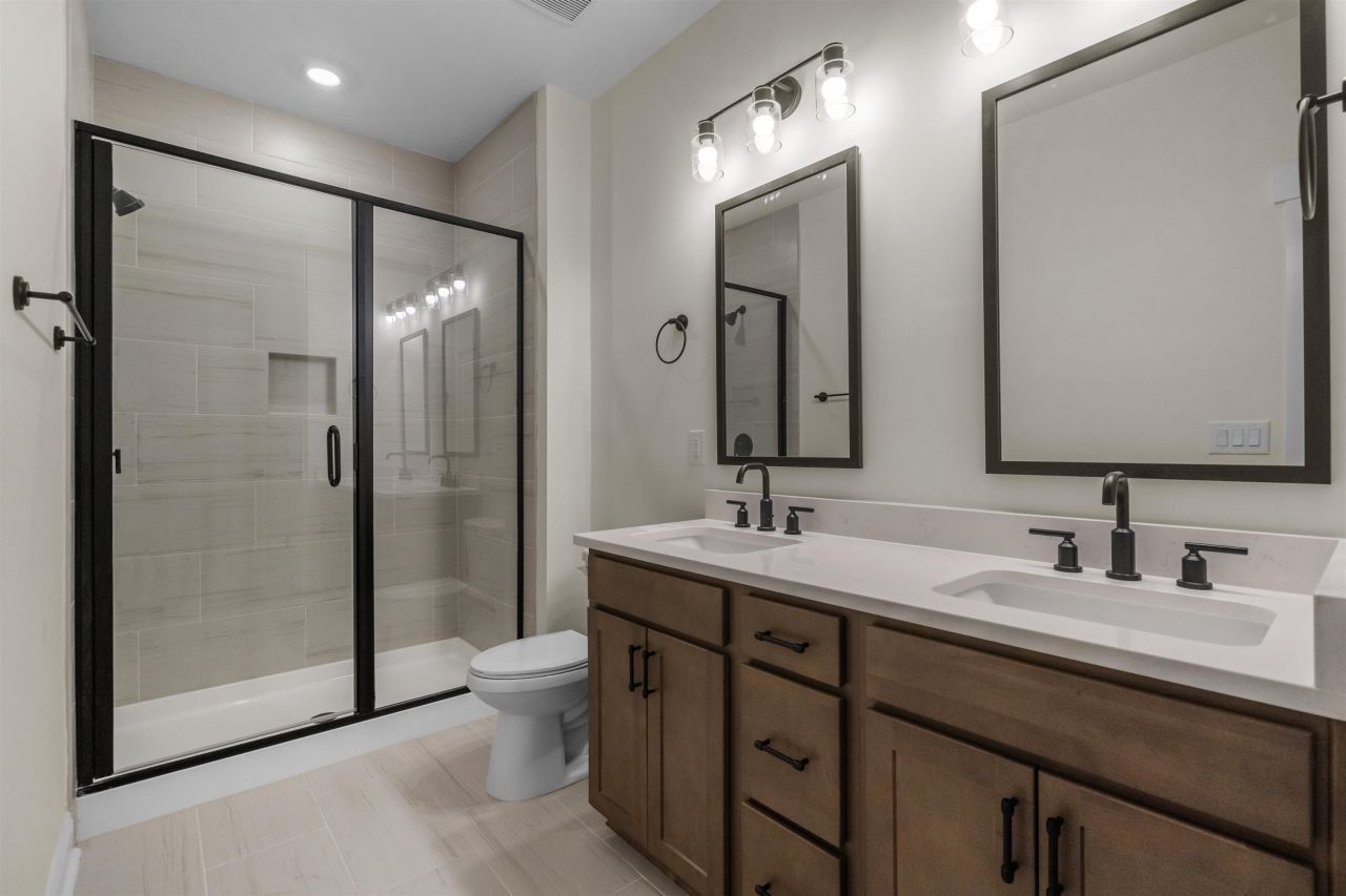 8581 Balmy Breeze Pl. Photo 24