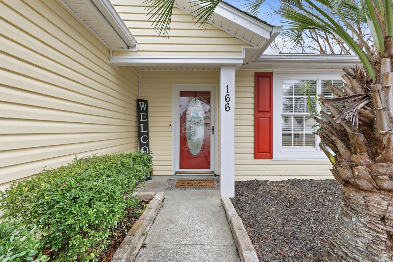 166 Cheshire Ct. Photo 2