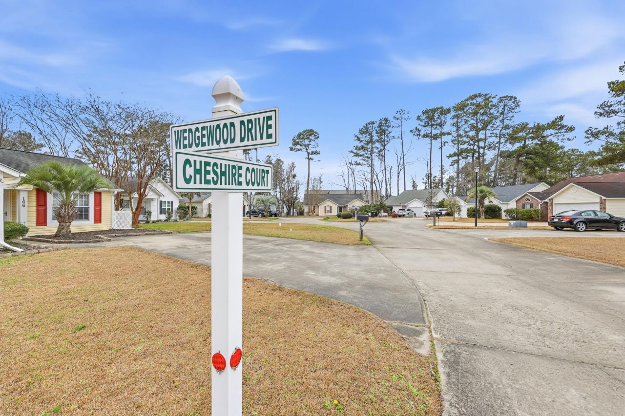 166 Cheshire Ct. Photo 24