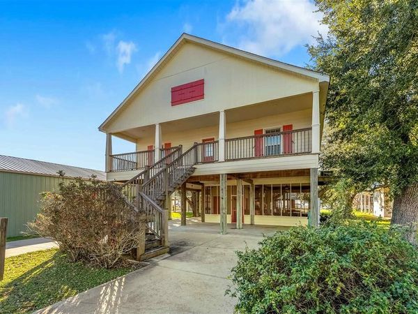 122 Bank Street, Lake Charles, LA 70607