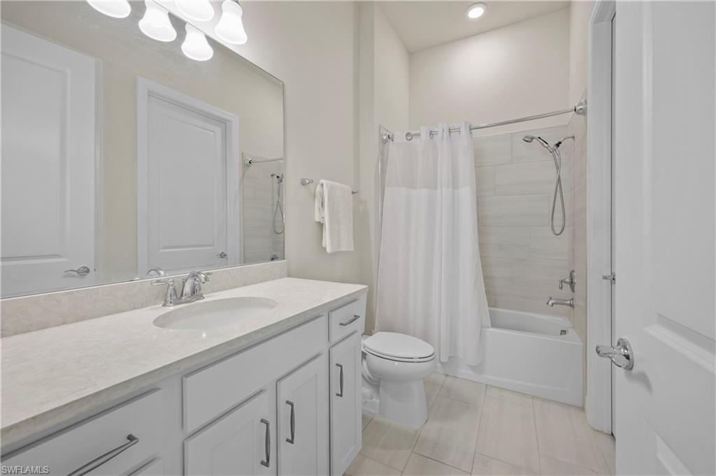 2048 Yellowfin Cir, Naples, FL 34114 Photo