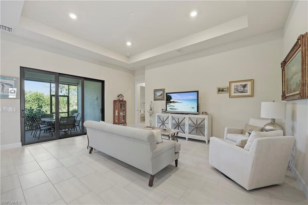 2048 Yellowfin Cir, Naples, FL 34114 Photo