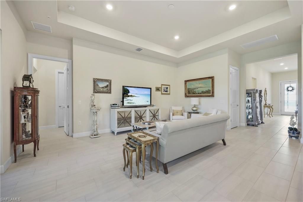 2048 Yellowfin Cir, Naples, FL 34114 Photo