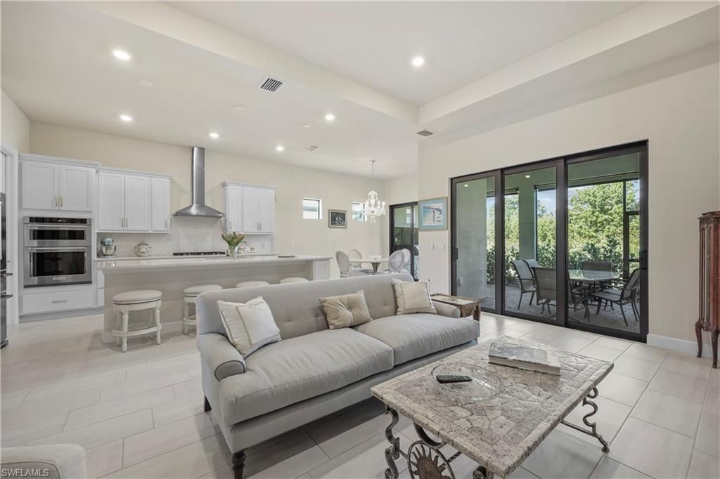 2048 Yellowfin Cir, Naples, FL 34114 Photo
