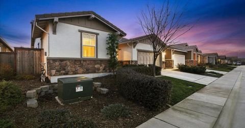 1003 Carson River Dr, Lincoln, CA 95648 Photo