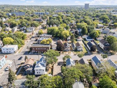 2110 4th Street NE, Minneapolis, MN 55418