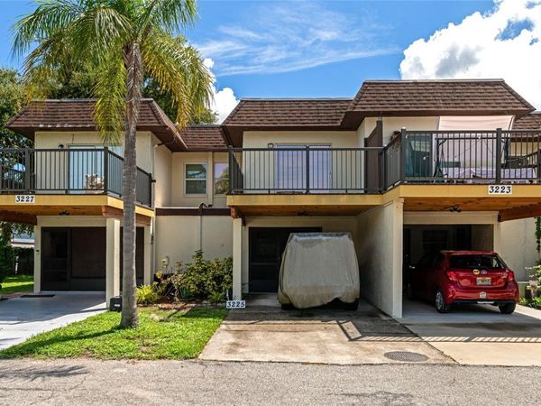 3225 RAMBLEWOOD DRIVE, SARASOTA, FL 34237
