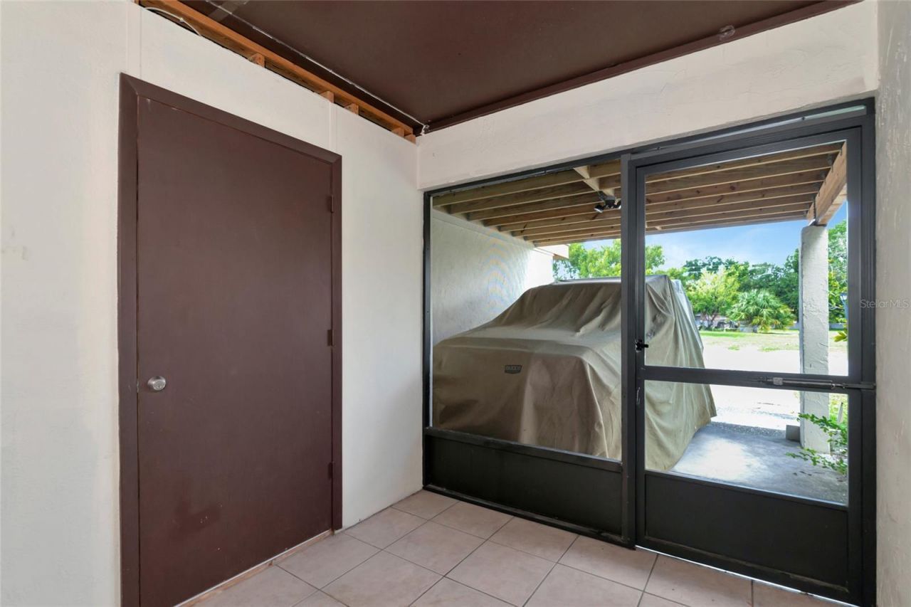 3225 Ramblewood Drive, Sarasota, FL 34237 Photo