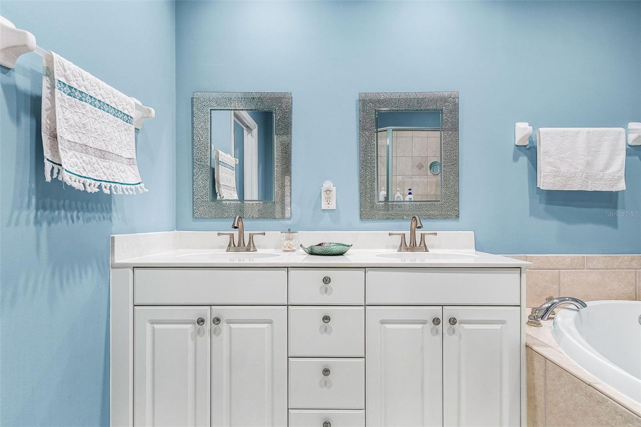 24399 Baltic Avenue, Unit 202, Punta Gorda, FL 33955 Photo