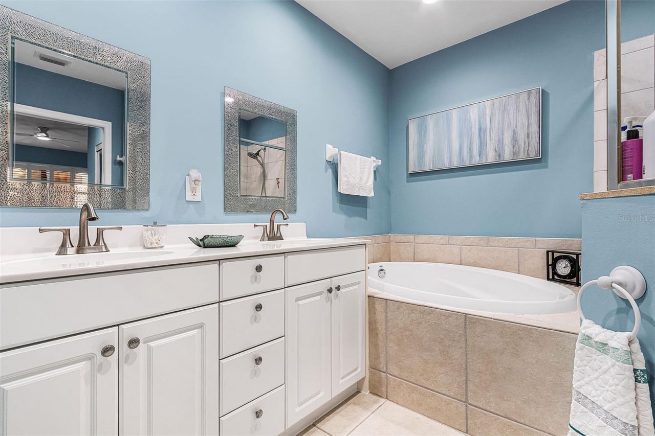 24399 Baltic Avenue, Unit 202, Punta Gorda, FL 33955 Photo