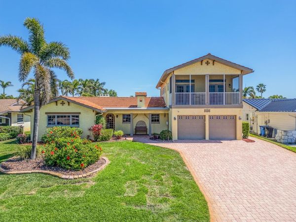 1140 81ST STREET S, ST PETERSBURG, FL 33707