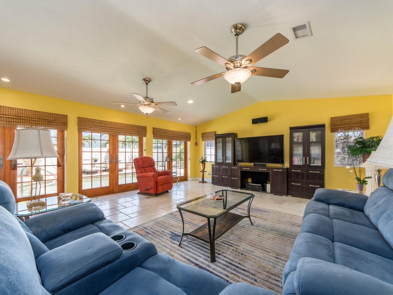 1140 81st Street S, Saint Petersburg, FL 33707 Photo