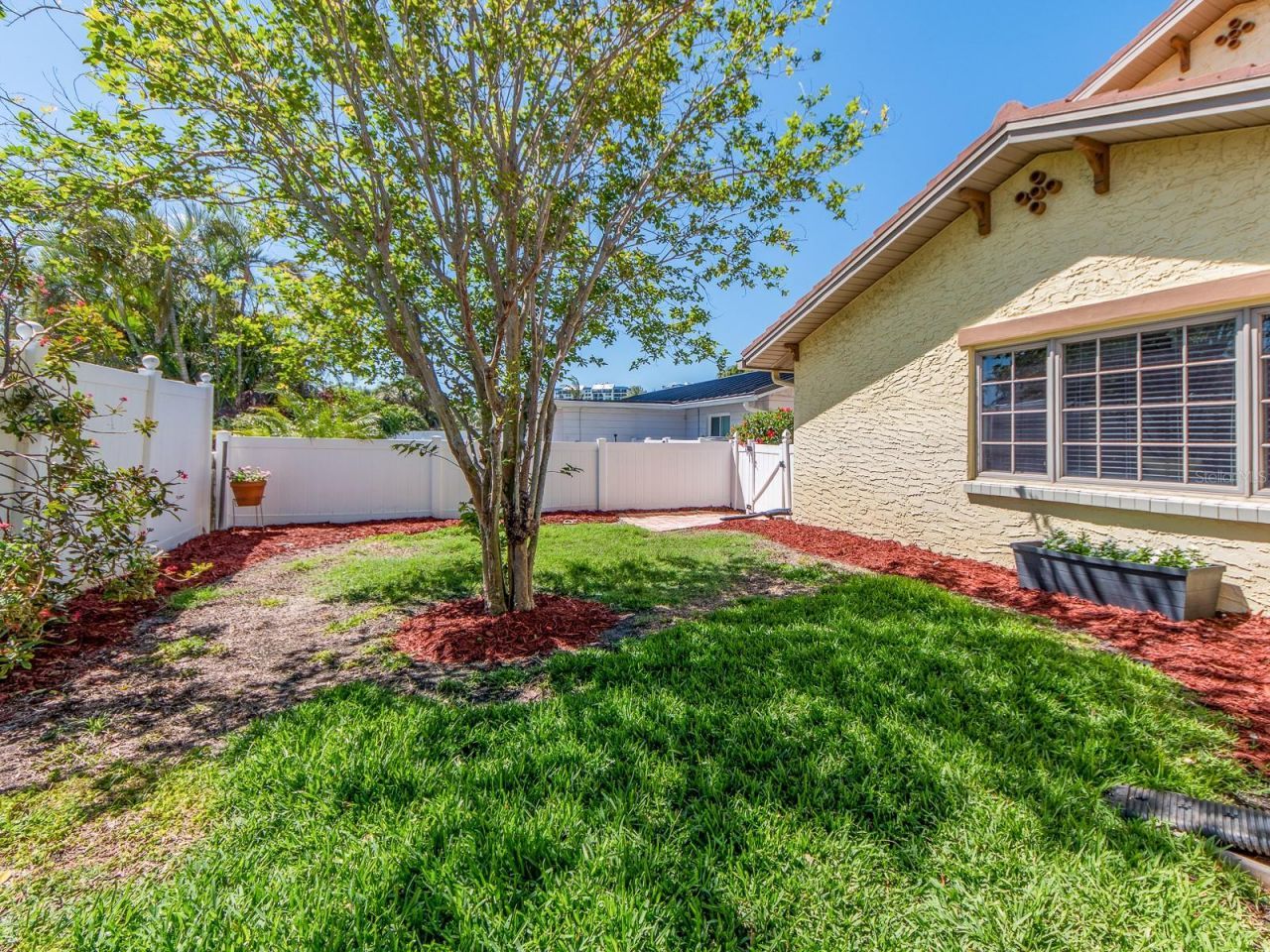 1140 81st Street S, Saint Petersburg, FL 33707 Photo