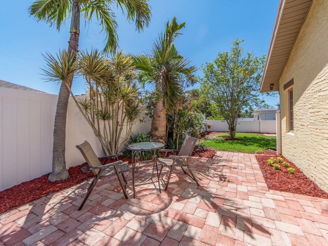 1140 81st Street S, Saint Petersburg, FL 33707 Photo