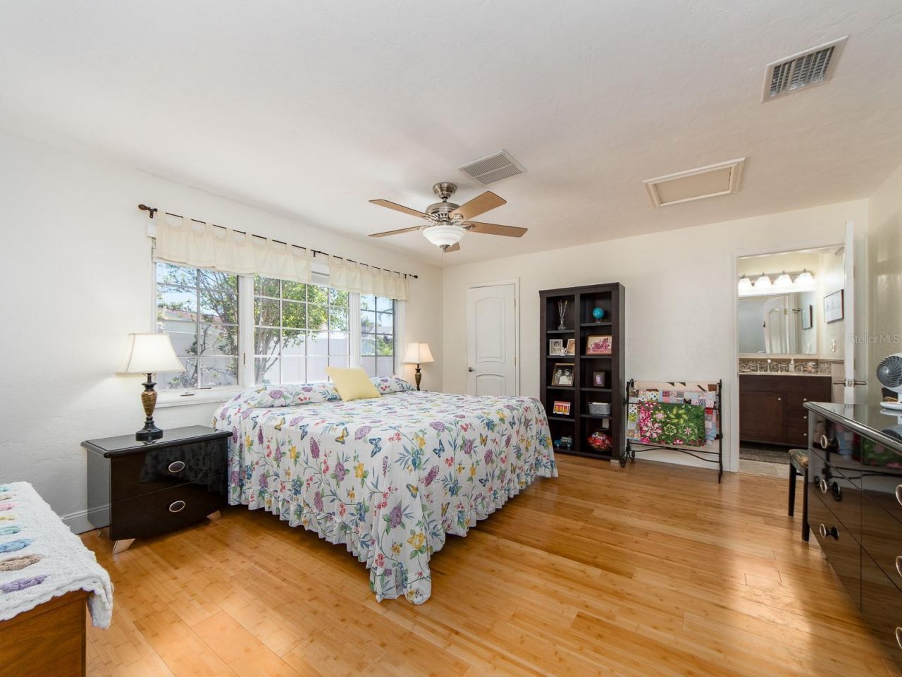 1140 81st Street S, Saint Petersburg, FL 33707 Photo