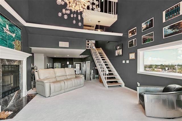 7300 LAKESHORE Drive New Orleans, LA 70124