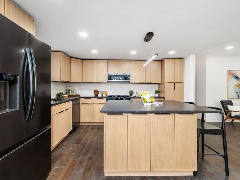 1530 Pemberton Drive, Columbus, OH 43221 Photo 18