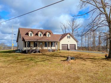 827 Dean Road, McKee, KY 40447