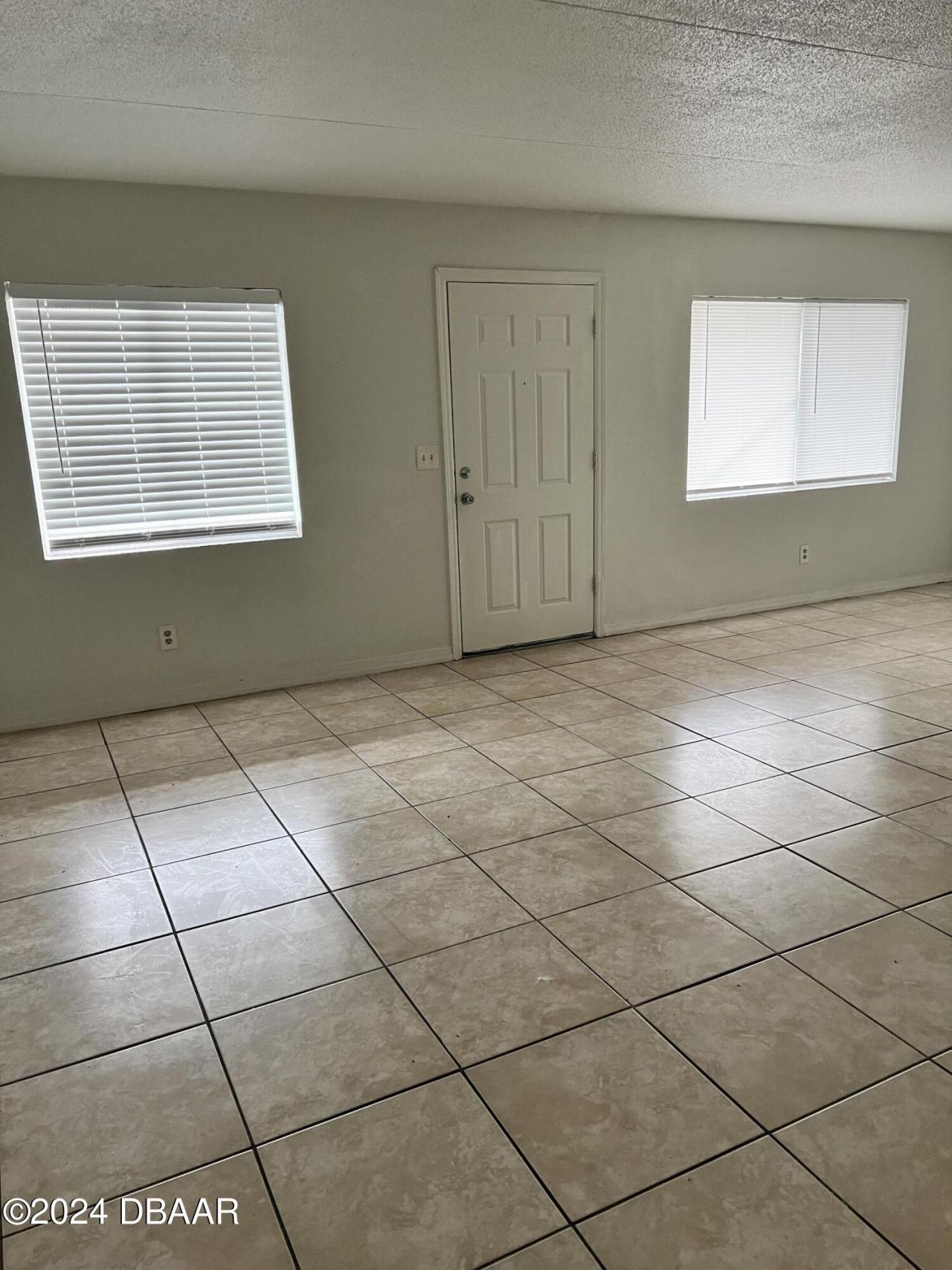 415 N Halifax Avenue, Unit 111, Daytona Beach, FL 32118 Photo