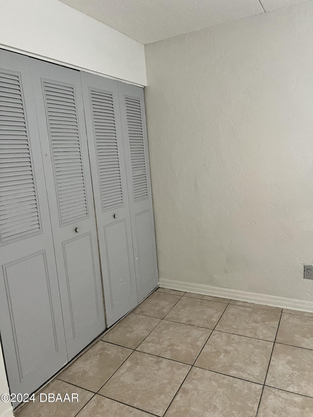 415 N Halifax Avenue, Unit 111, Daytona Beach, FL 32118 Photo