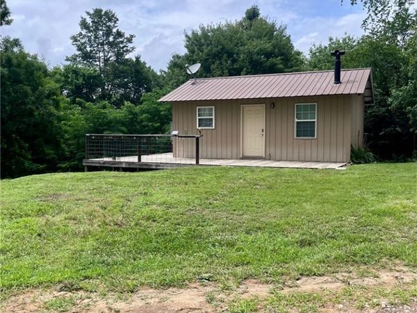 1613 Moonhull Road, Oark, AR 72852
