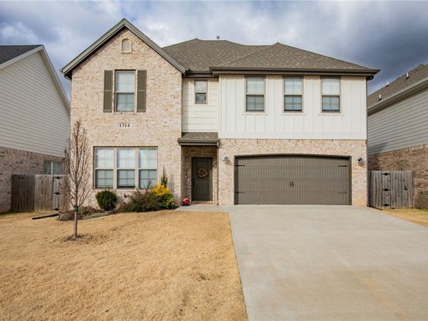 1314 Fifth Avenue, Lowell, AR 72745