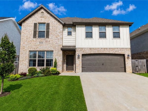 1314 Fifth Avenue, Lowell, AR 72745