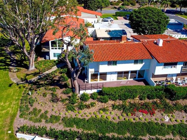 306 Avenida Cumbre, Newport Beach, CA 92660