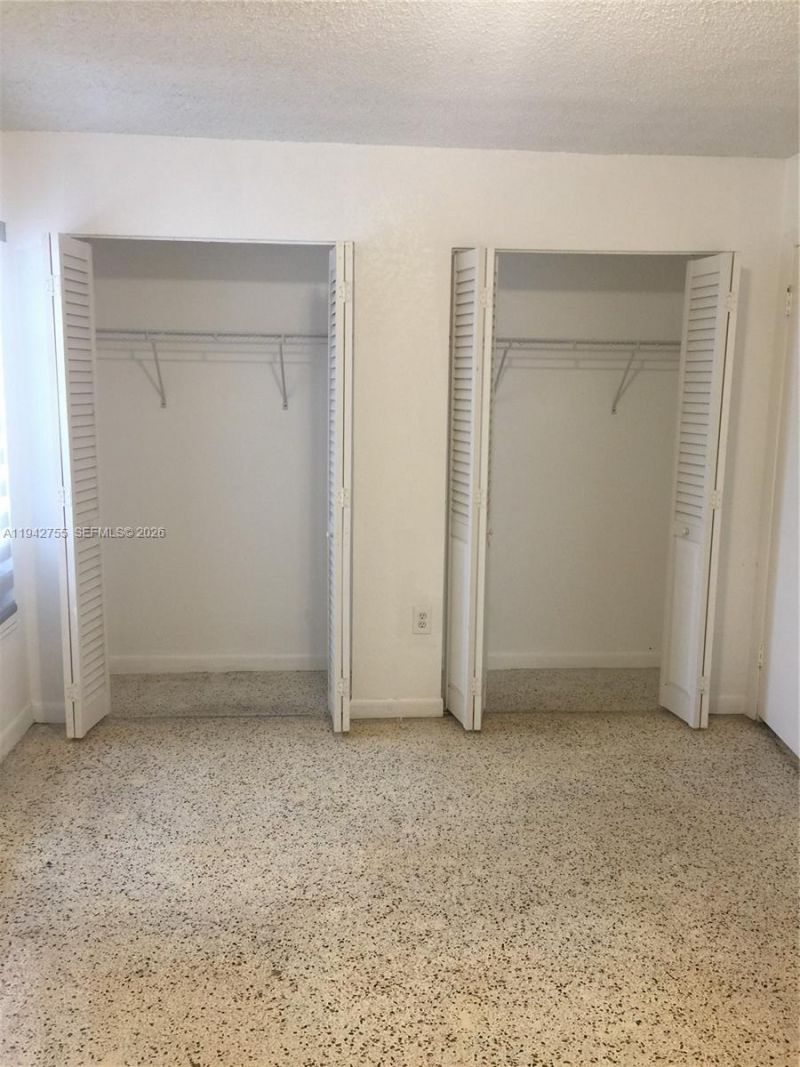 142 SW 18th Ave, Unit 19, Miami, FL 33135 Photo