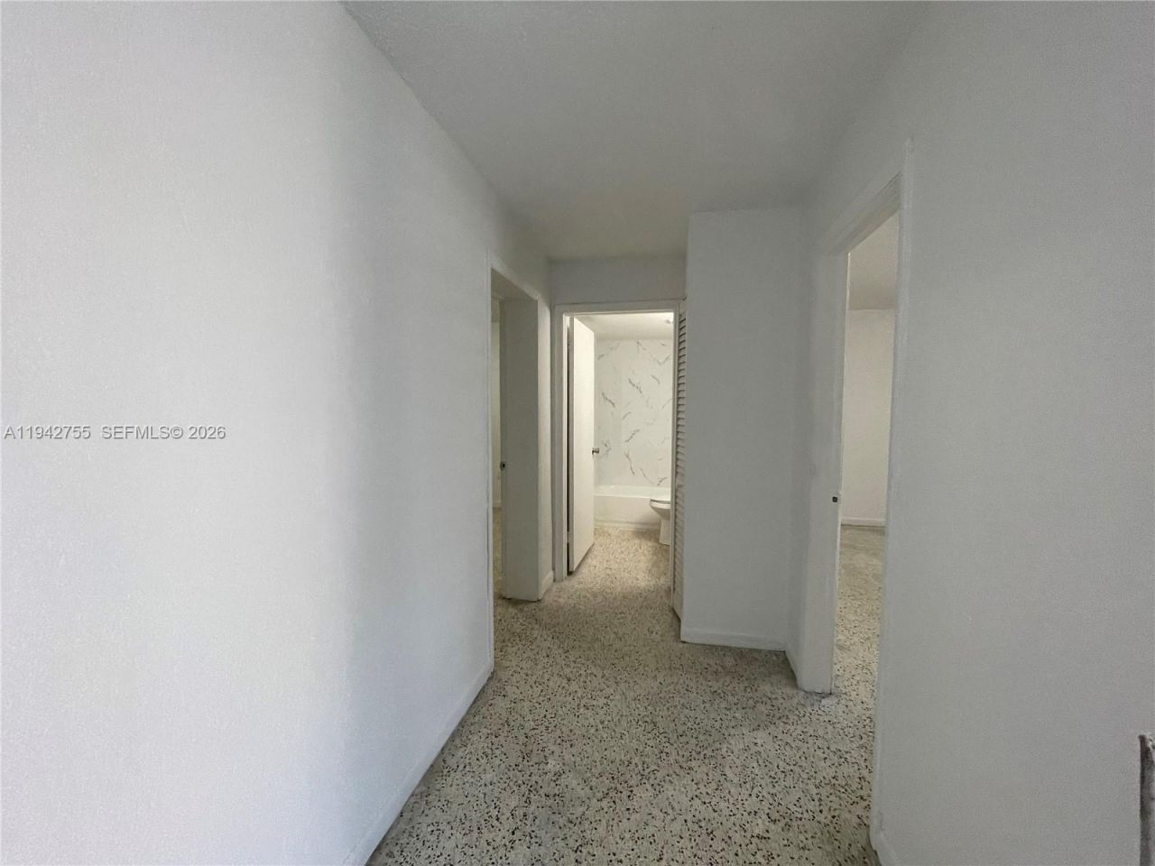 142 SW 18th Ave, Unit 19, Miami, FL 33135 Photo